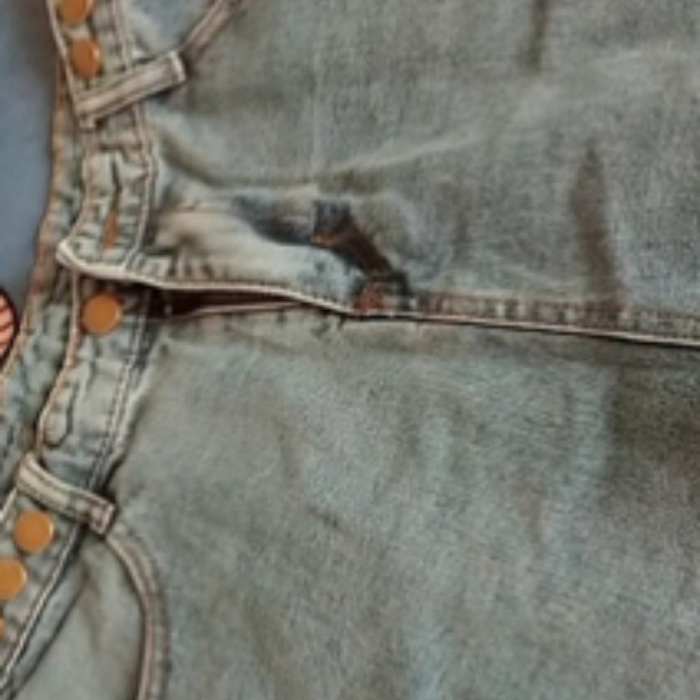 Jeans - Picture 4 of 4